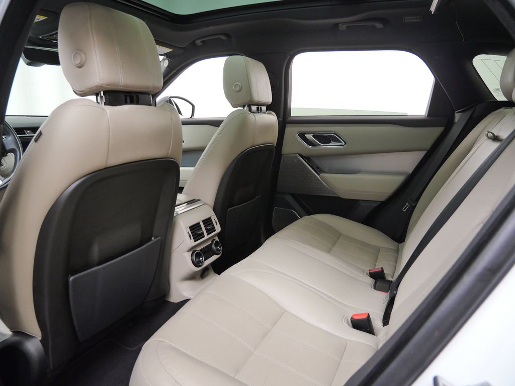 Thumbnail: 2020 Land Rover Range Rover Velar - 9