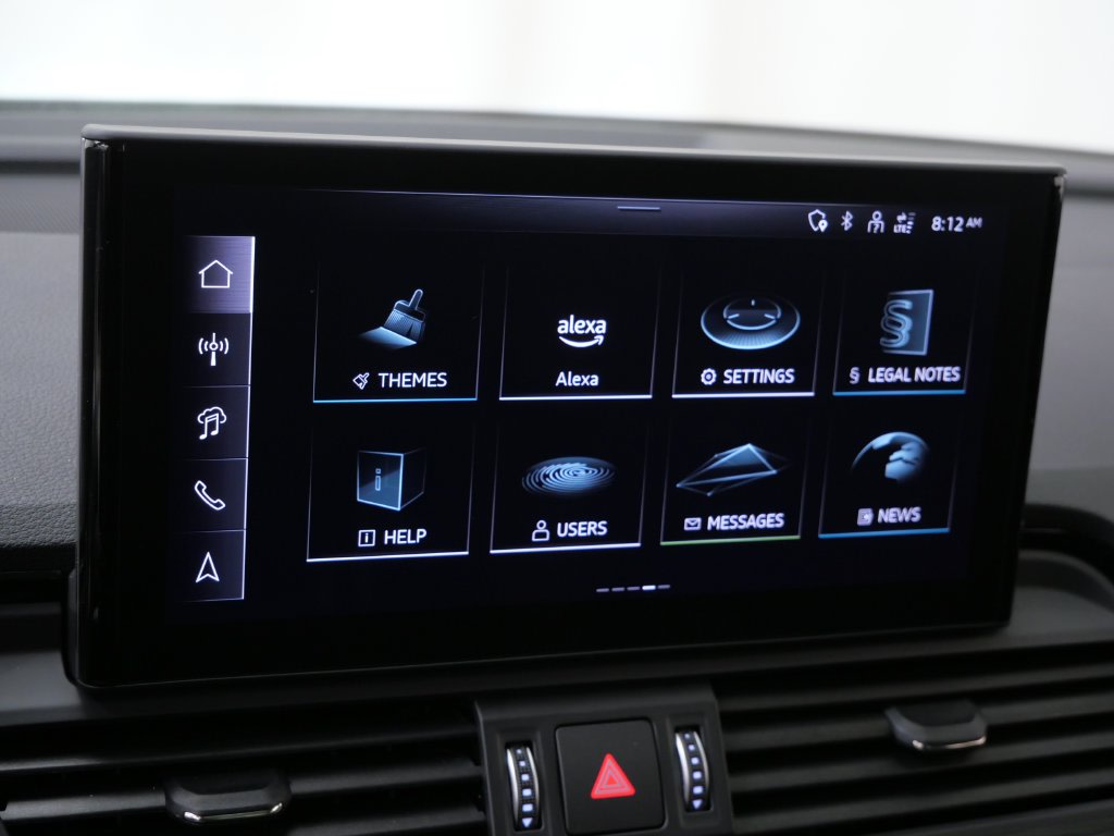 Thumbnail: 2024 Audi SQ5 - 24