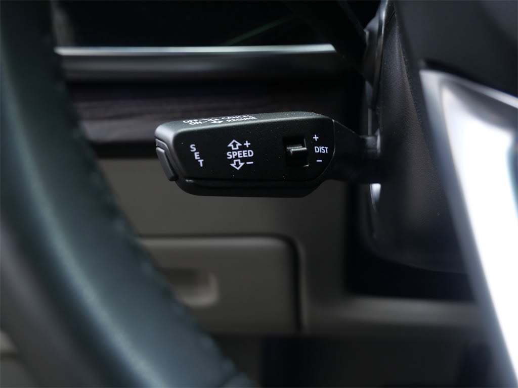 Thumbnail: 2021 Audi Q7 - 25