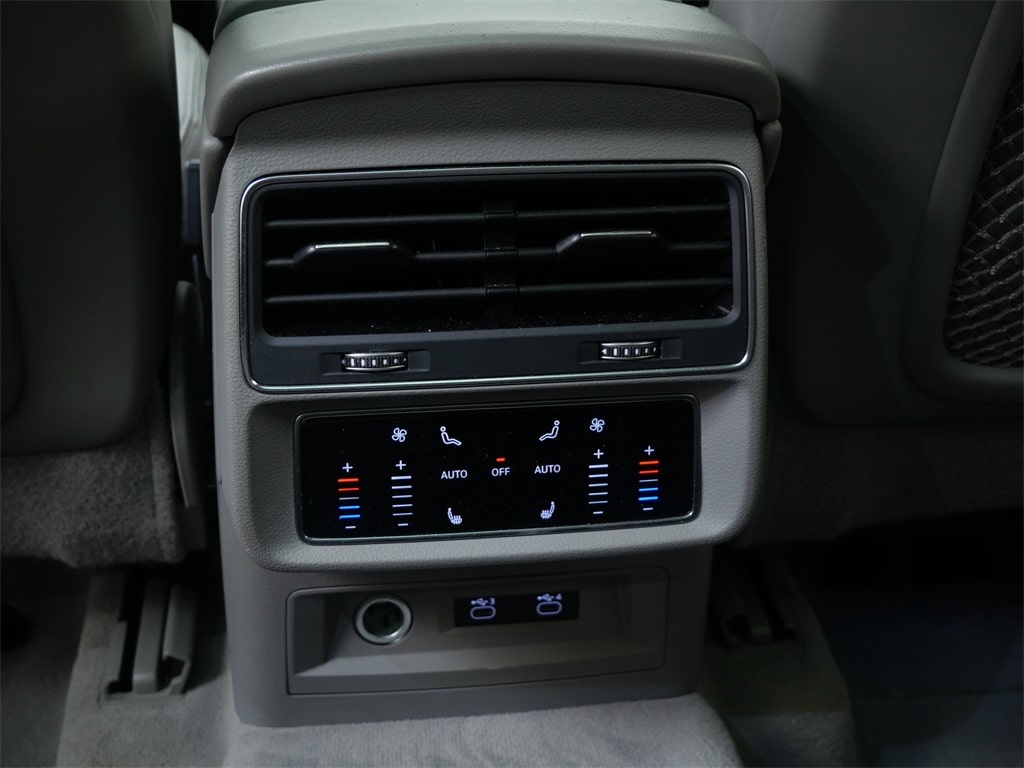 Thumbnail: 2021 Audi Q7 - 19