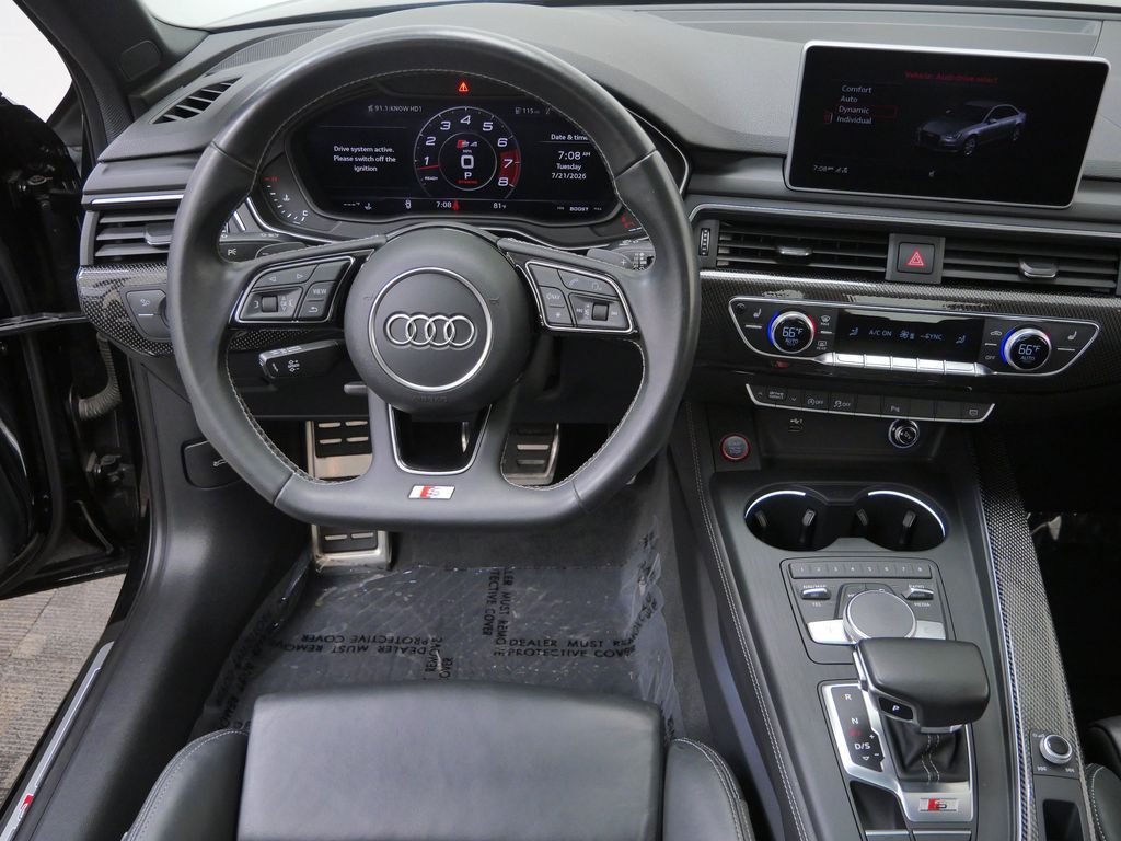 Thumbnail: 2019 Audi S4 - 8