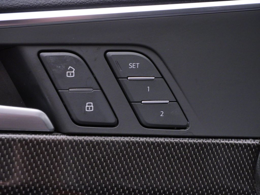 Thumbnail: 2019 Audi S4 - 21