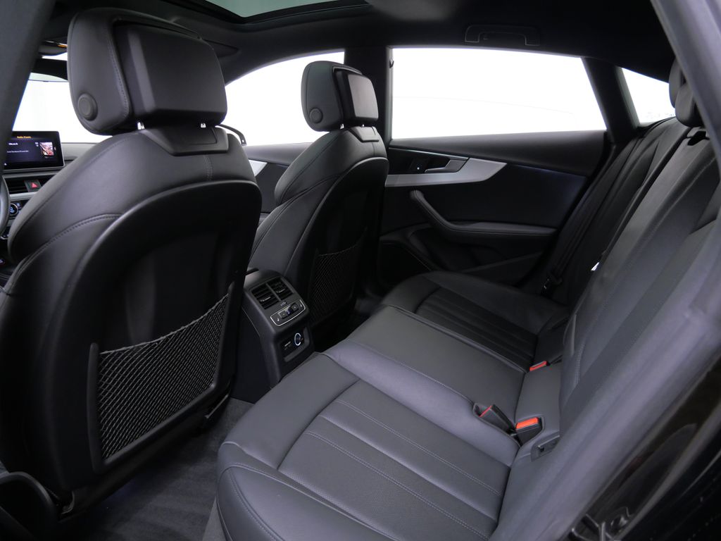 Thumbnail: 2019 Audi S5 - 9