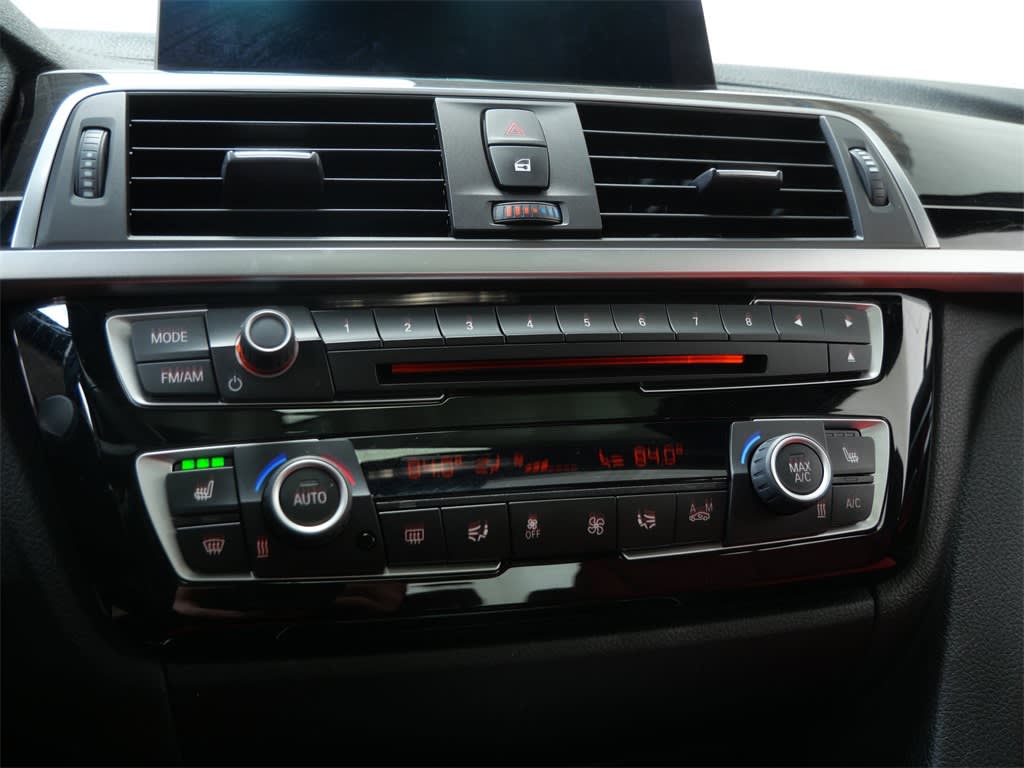 Thumbnail: 2018 BMW 3 Series - 27