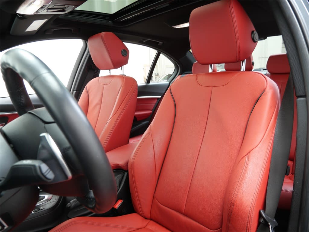 Thumbnail: 2018 BMW 3 Series - 9