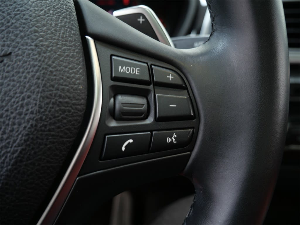 Thumbnail: 2018 BMW 3 Series - 21