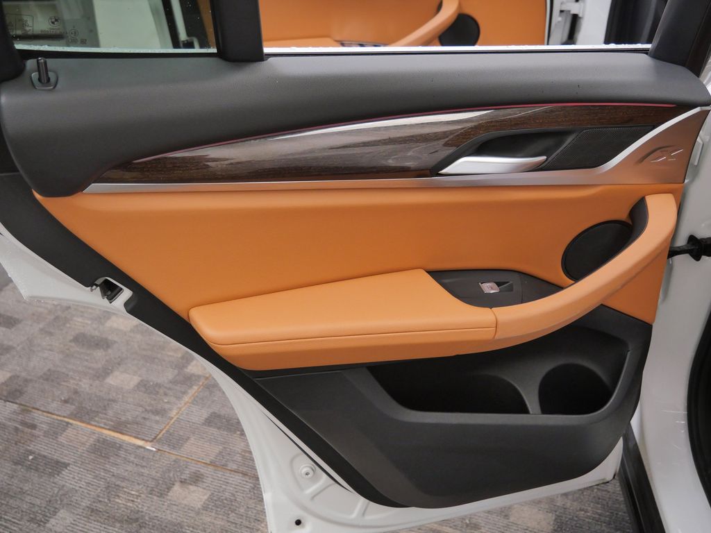 Thumbnail: 2022 BMW X3 - 17