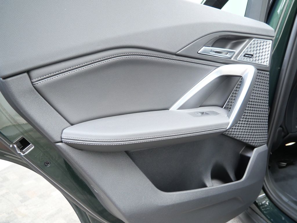Thumbnail: 2023 BMW X1 - 17