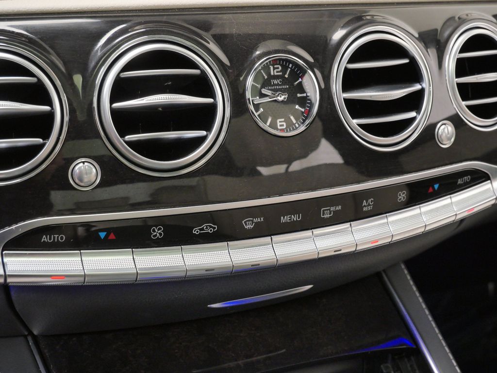 Thumbnail: 2016 Mercedes-Benz S-Class - 27