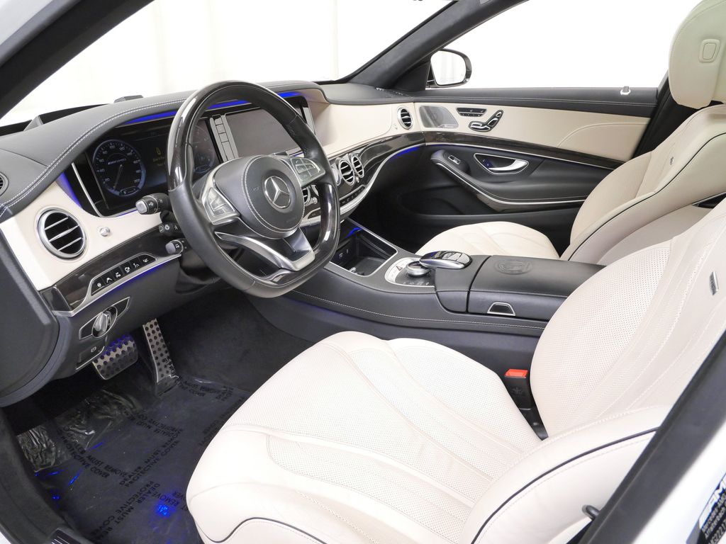 Thumbnail: 2016 Mercedes-Benz S-Class - 9