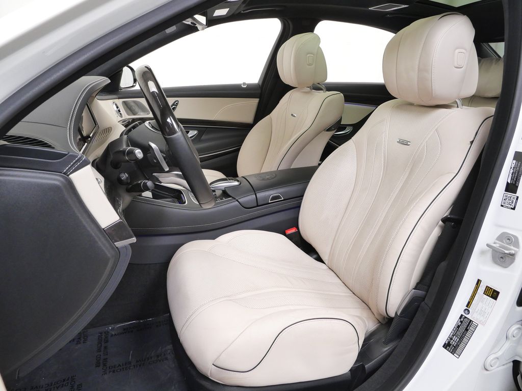 Thumbnail: 2016 Mercedes-Benz S-Class - 10