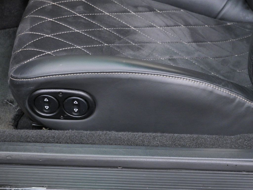Thumbnail: 1997 Porsche 911 - 19