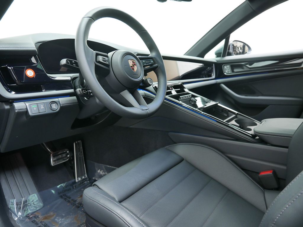 Thumbnail: 2026 Porsche Panamera - 2