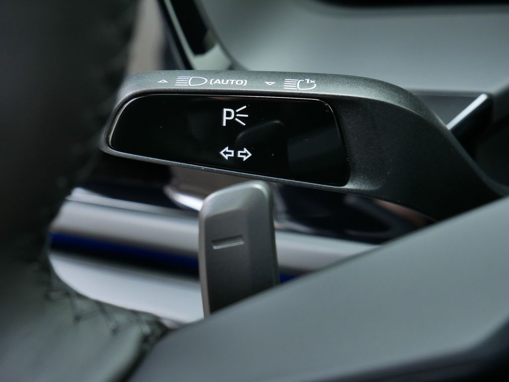 Thumbnail: 2026 Porsche Panamera - 26