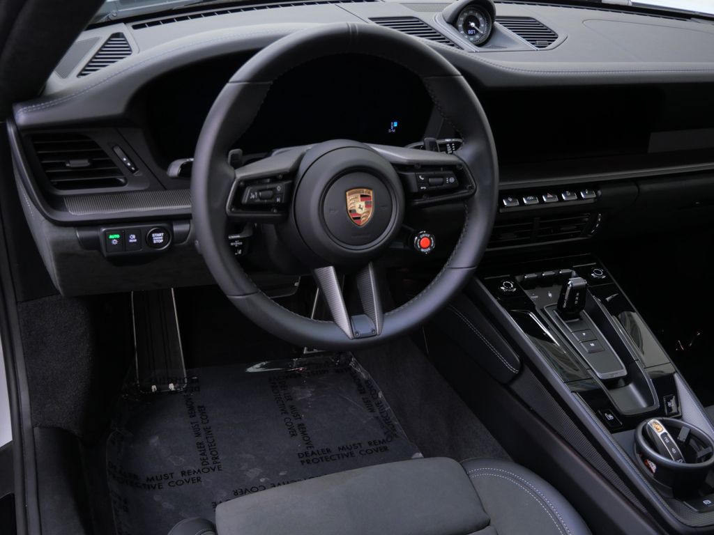 Thumbnail: 2026 Porsche 911 - 6