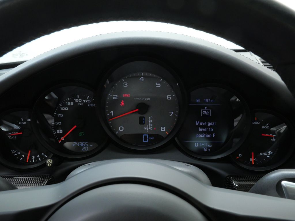 Thumbnail: 2019 Porsche 911 - 11