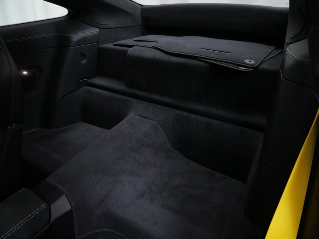 Thumbnail: 2026 Porsche 911 - 17