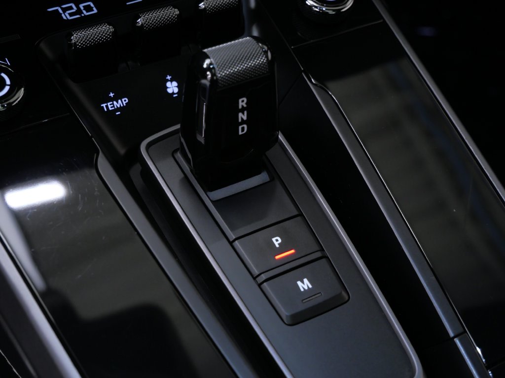 Thumbnail: 2020 Porsche 911 - 24