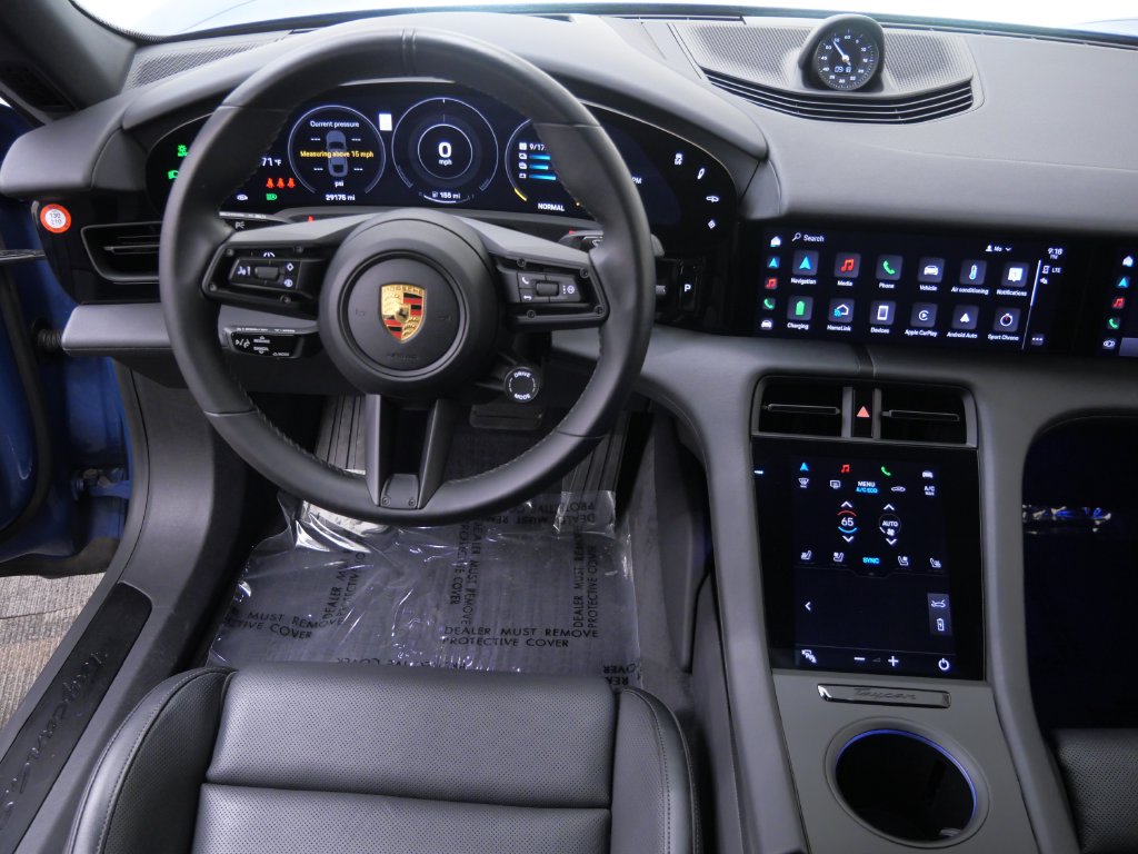 Thumbnail: 2022 Porsche Taycan - 6