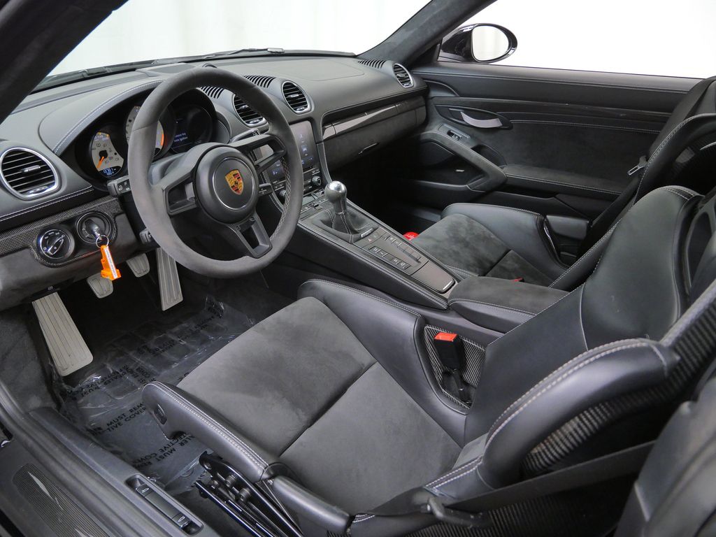 Thumbnail: 2020 Porsche 718 Cayman - 2
