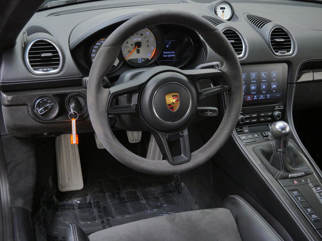 Thumbnail: 2020 Porsche 718 Cayman - 7