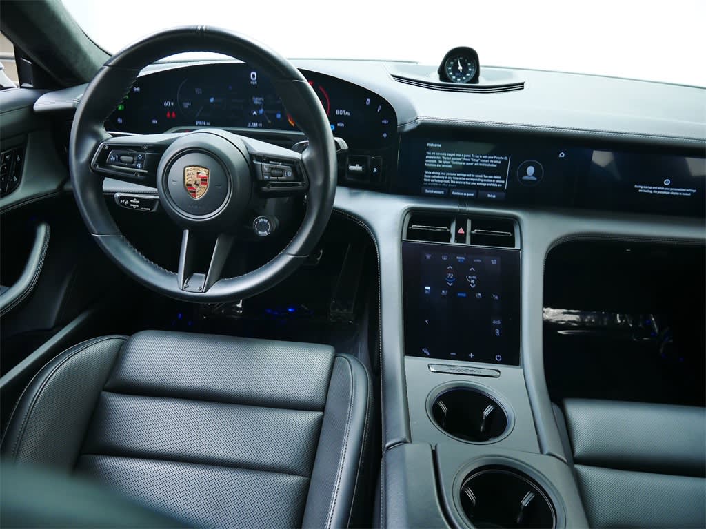 Thumbnail: 2020 Porsche Taycan - 7