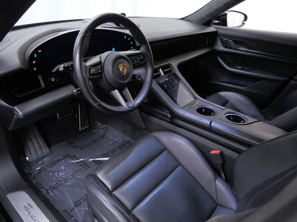 Thumbnail: 2020 Porsche Taycan - 2