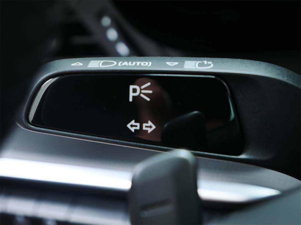 Thumbnail: 2023 Porsche 911 - 22