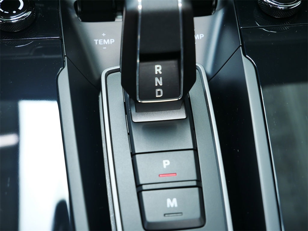 Thumbnail: 2023 Porsche 911 - 11