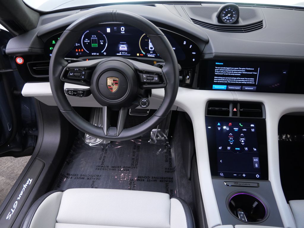 Thumbnail: 2025 Porsche Taycan - 6