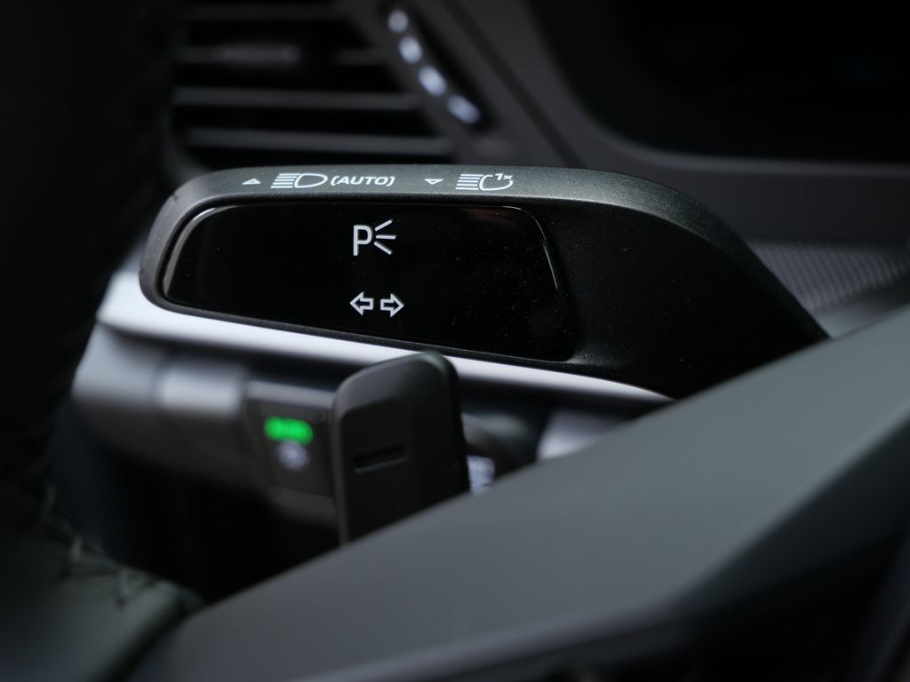 Thumbnail: 2026 Porsche 911 - 22
