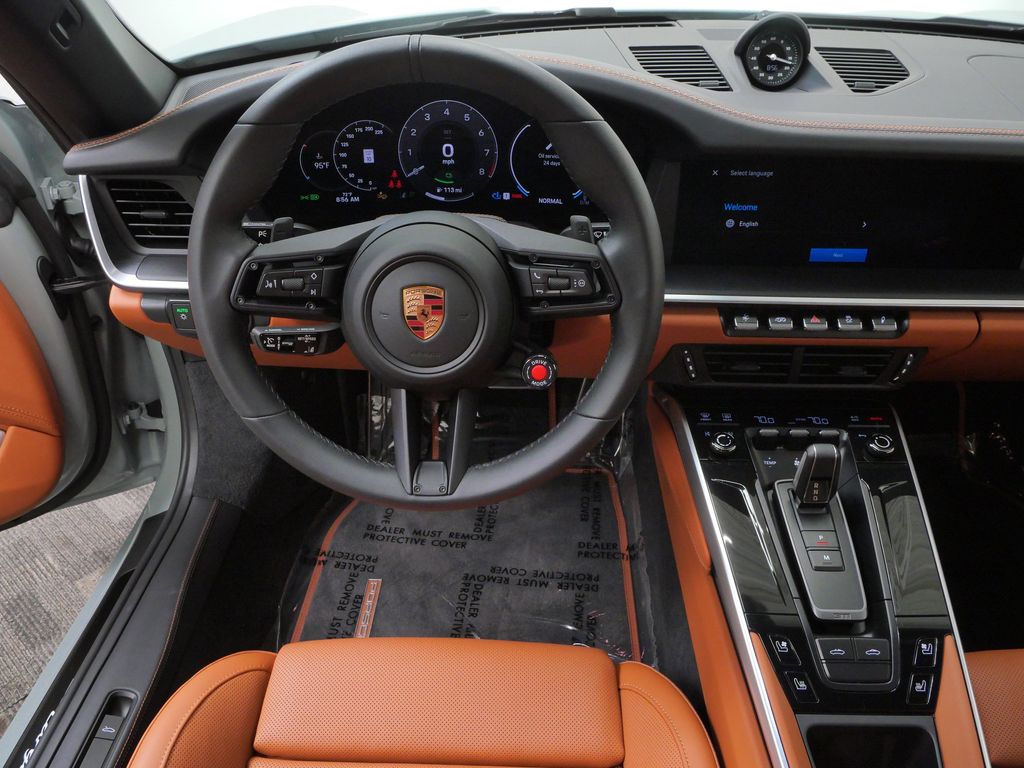 Thumbnail: 2025 Porsche 911 - 2