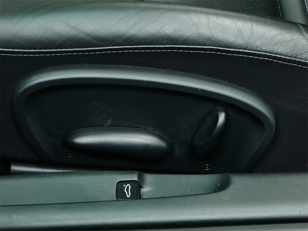 Thumbnail: 2002 Porsche Boxster - 19