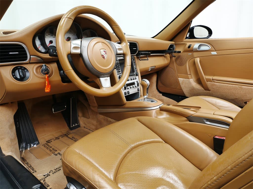 Thumbnail: 2007 Porsche 911 - 2
