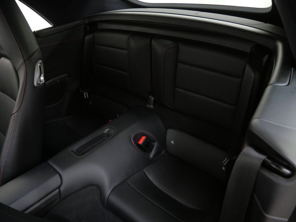 Thumbnail: 2013 Porsche 911 - 8