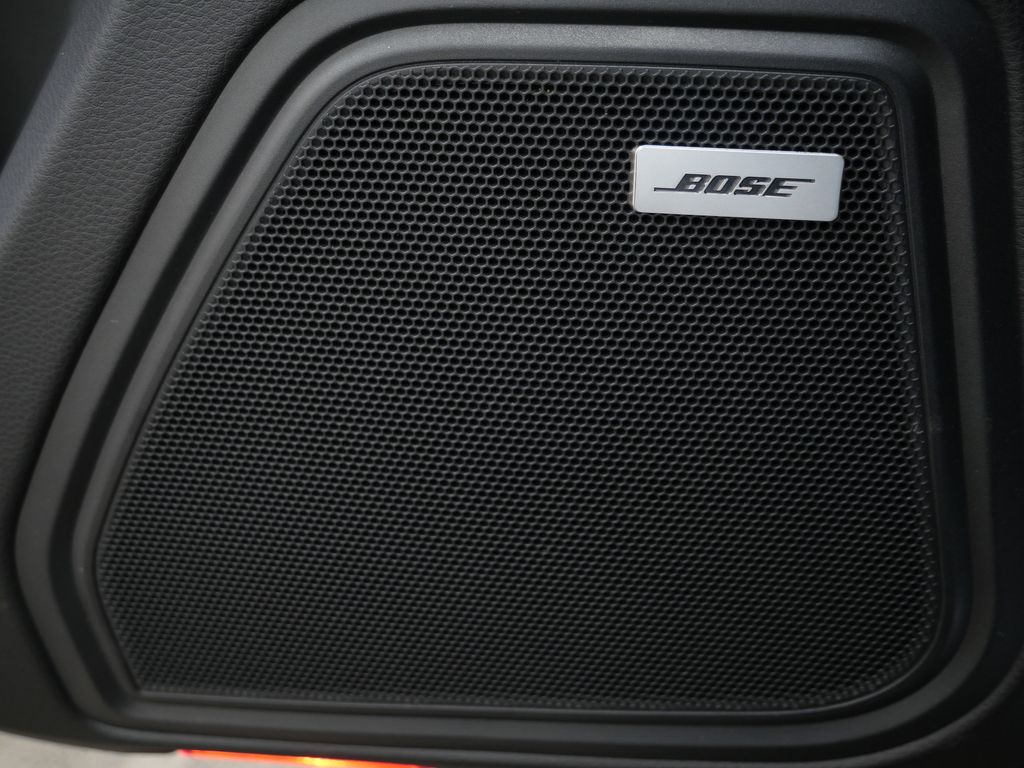 Thumbnail: 2022 Porsche Macan - 19