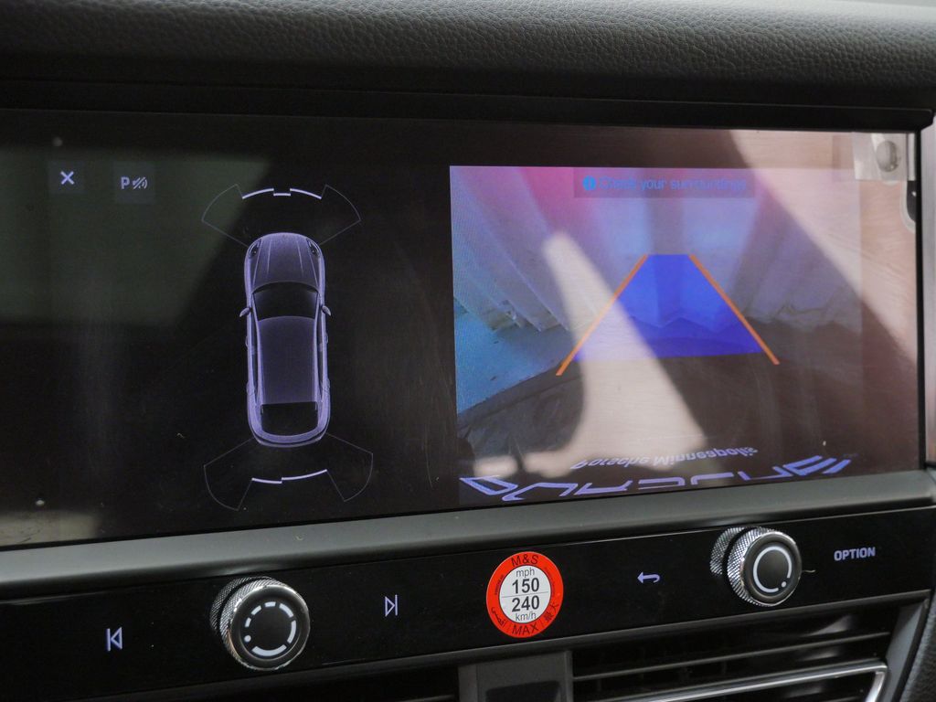 Thumbnail: 2024 Porsche Macan - 27
