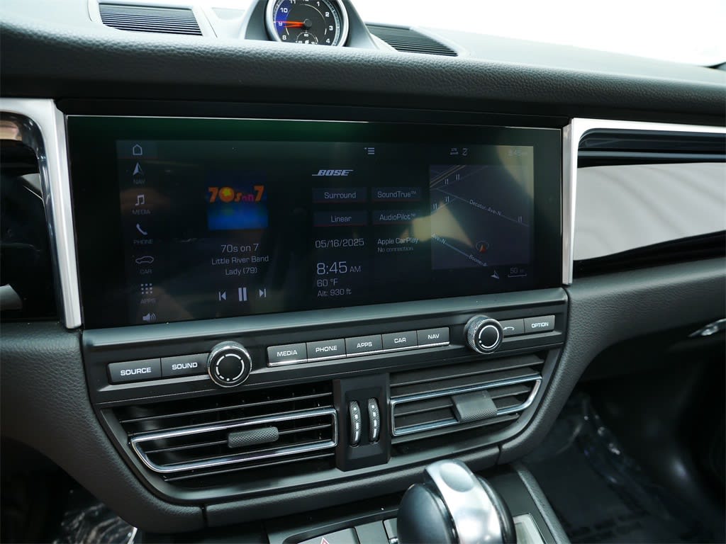 2019 Porsche Macan Base 9