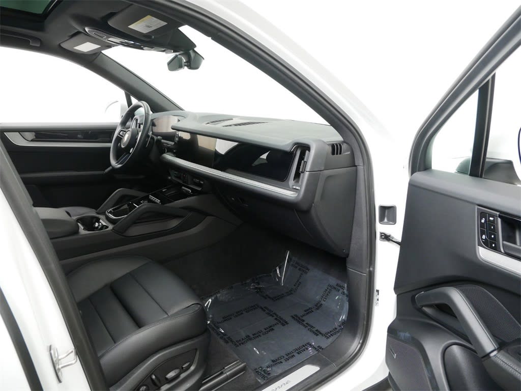 2024 Porsche Cayenne Base 28
