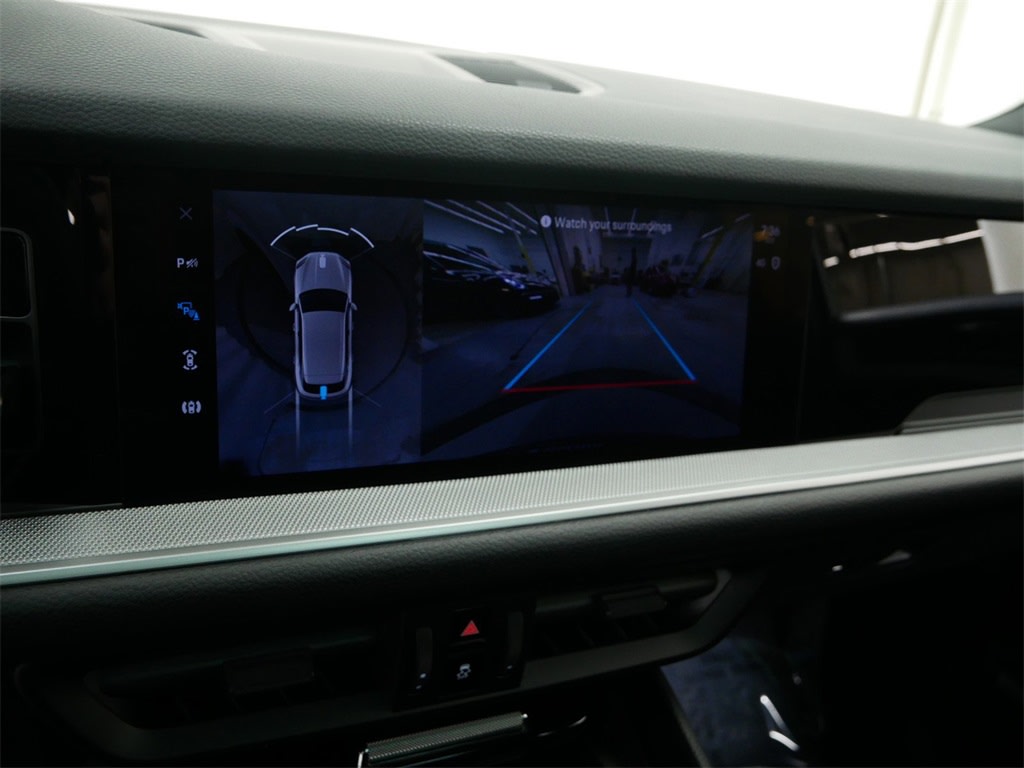 2024 Porsche Cayenne Base 25