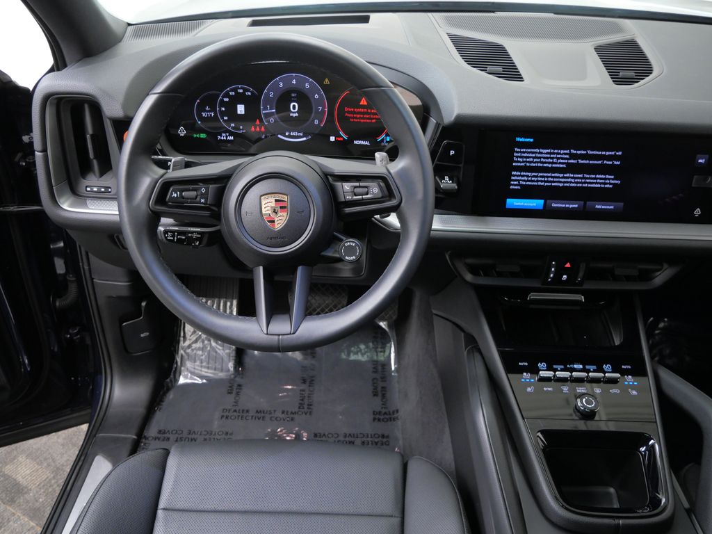 Thumbnail: 2025 Porsche Cayenne - 6