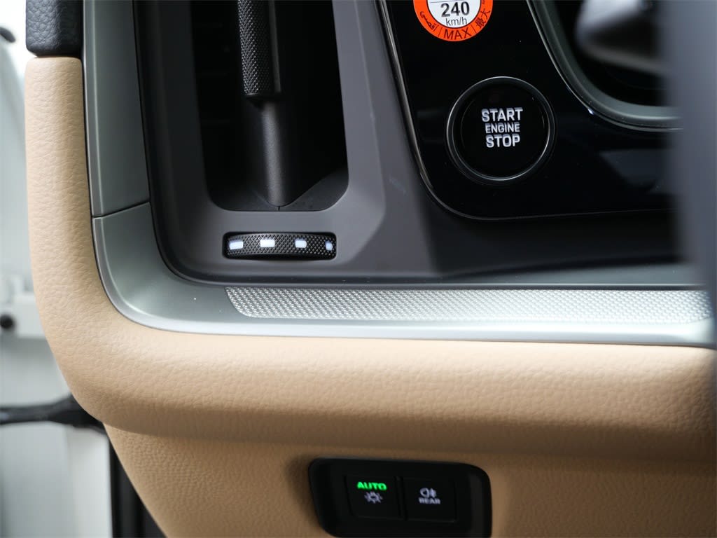 Thumbnail: 2025 Porsche Cayenne - 21