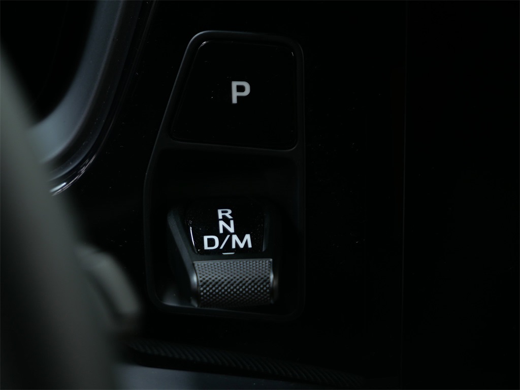 Thumbnail: 2025 Porsche Cayenne - 30