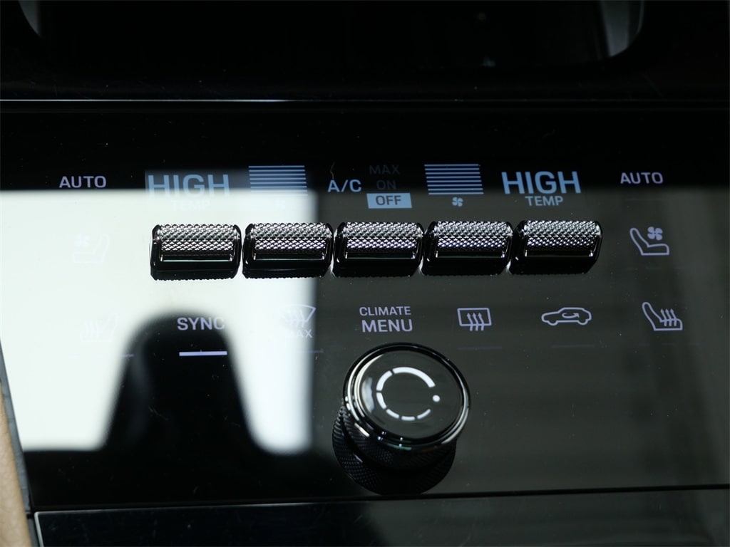 Thumbnail: 2025 Porsche Cayenne - 29