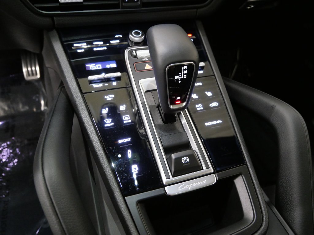 Thumbnail: 2019 Porsche Cayenne - 10