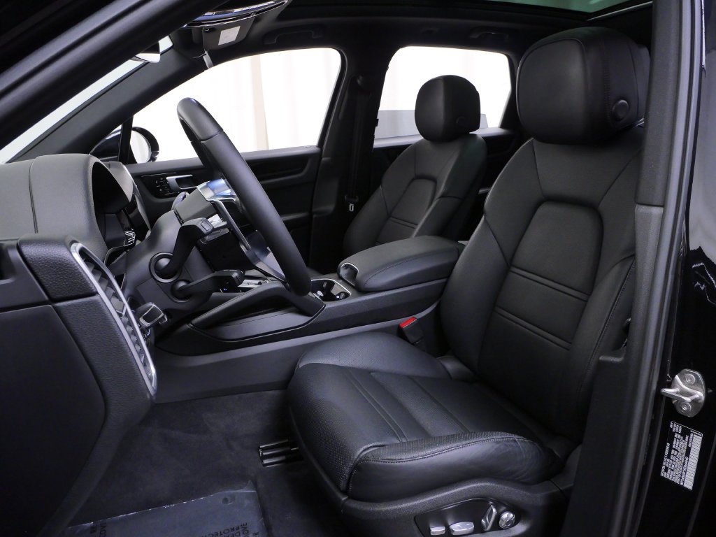 Thumbnail: 2019 Porsche Cayenne - 7