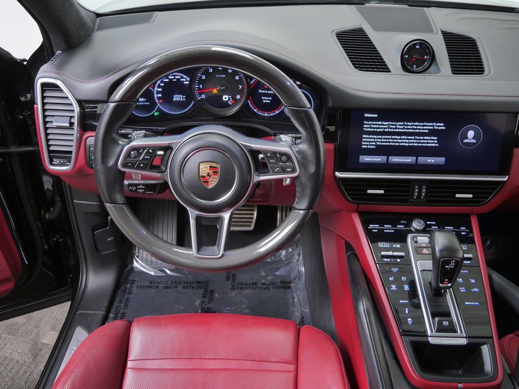 Thumbnail: 2023 Porsche Cayenne - 2