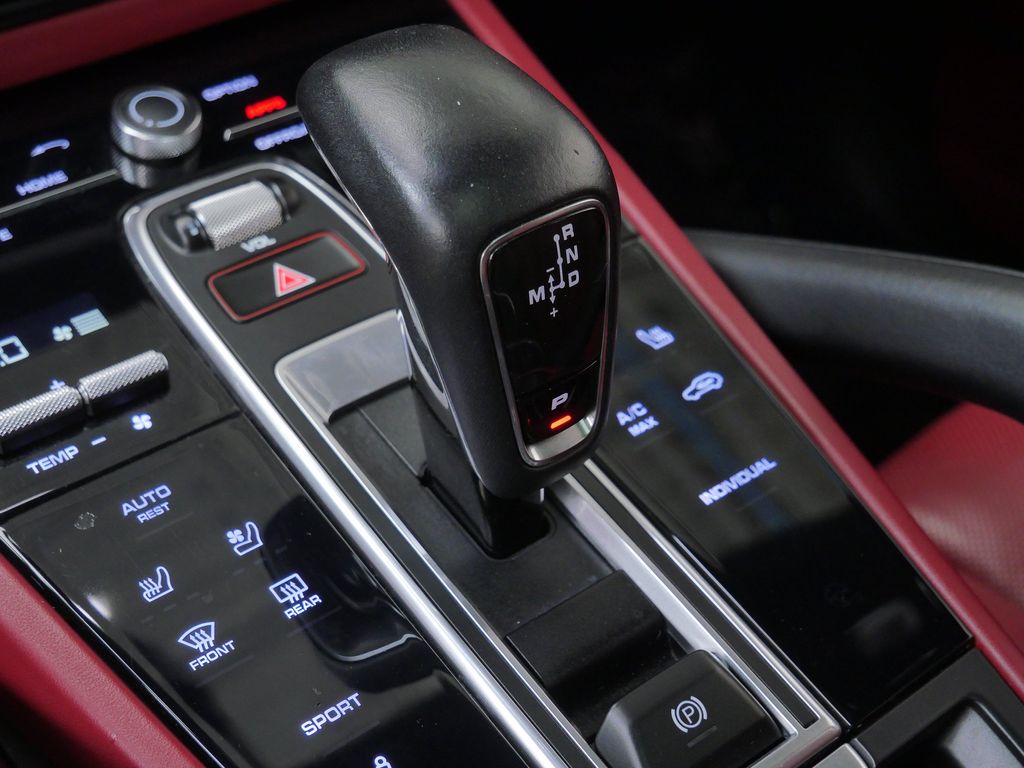Thumbnail: 2023 Porsche Cayenne - 26
