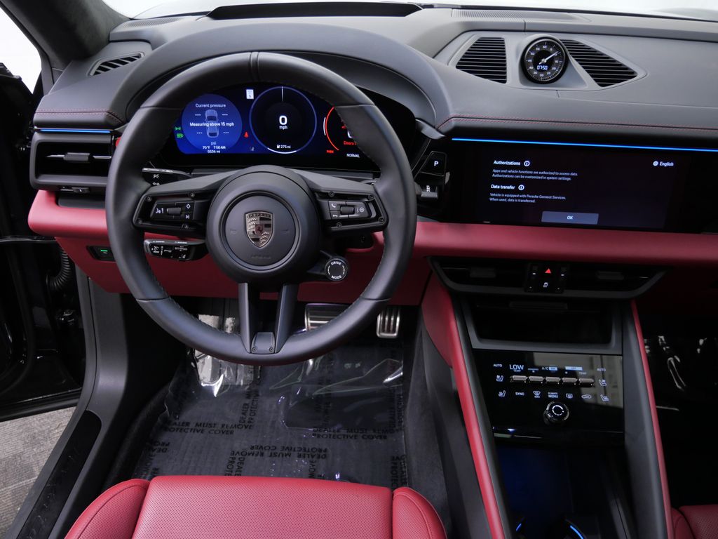 Thumbnail: 2025 Porsche Macan - 6