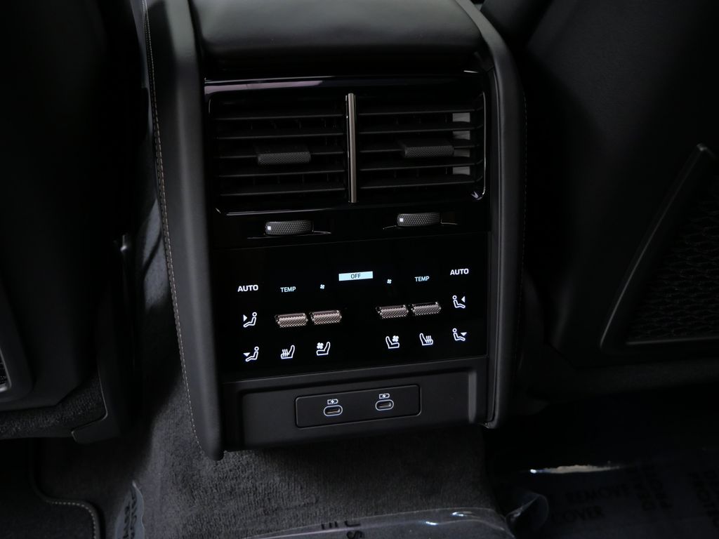 Thumbnail: 2026 Porsche Cayenne - 17